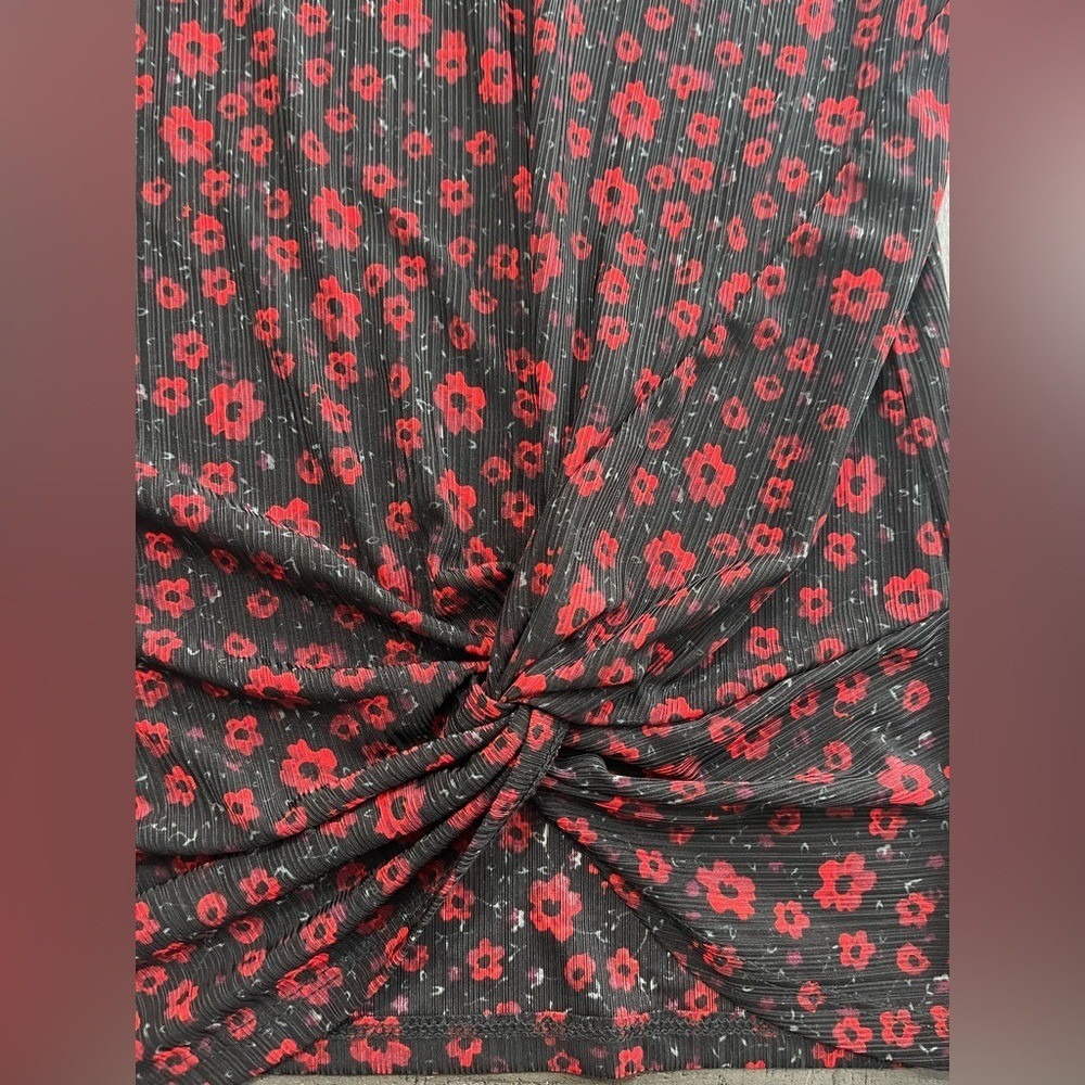 Jo&Co Womens Red Black Floral Ribbed Twist Front Short Sleeve Top Size Large - Picture 2 of 10